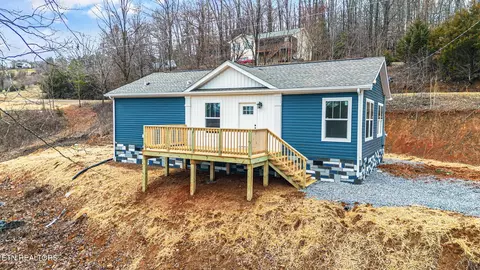 165 Duke Ln, Luttrell, TN 37779 photo 2