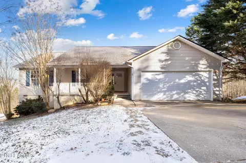 338 Dogwood Glen Ln, Powell, TN 37849