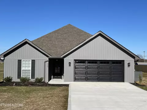 5827 Old Niles Ferry Pike, Greenback, TN 37742