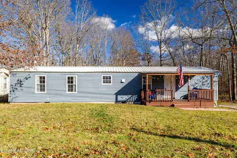 157 Broken Arrow Dr, Crossville, TN 38572