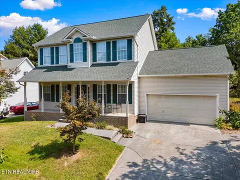 6421 Ridge Run Dr, Knoxville, TN 37921