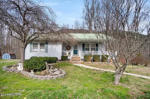 4262 Monte Vista Way, Cosby, TN 37722