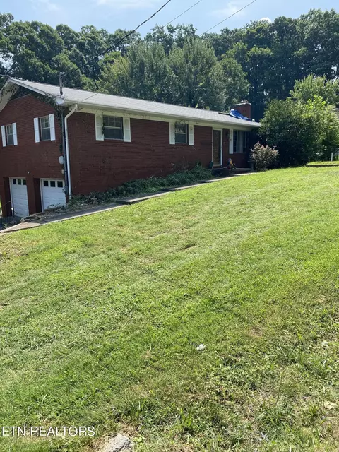 3012 Bakertown Rd, Knoxville, TN 37931