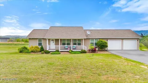 1935 Cozy Rd, Newport, TN 37821