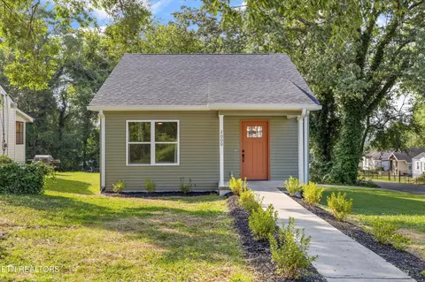 2000 Seminole Ave, Knoxville, TN 37915