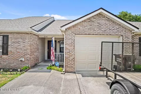 8520 Islandic St, Knoxville, TN 37931