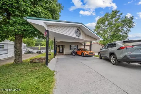 592 Flamingo Cir, Townsend, TN 37882