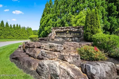 12212 Stone House Ln, Knoxville, TN 37934