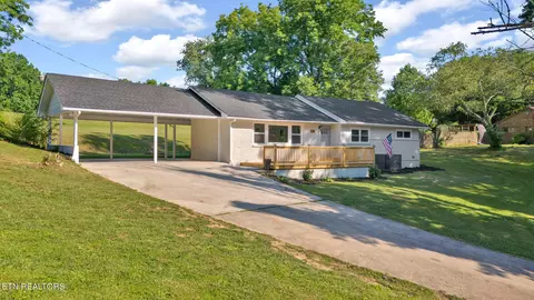 110 Emory Heights Rd, Harriman, TN 37748