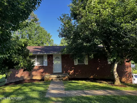 512 Highland View Dr, Knoxville, TN 37920