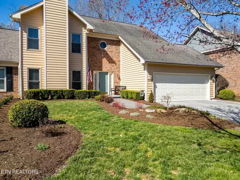 9153 Wesley Pl, Knoxville, TN 37922