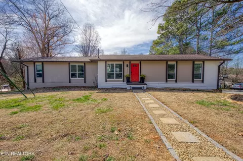 2325 Woods-smith Rd, Knoxville, TN 37921
