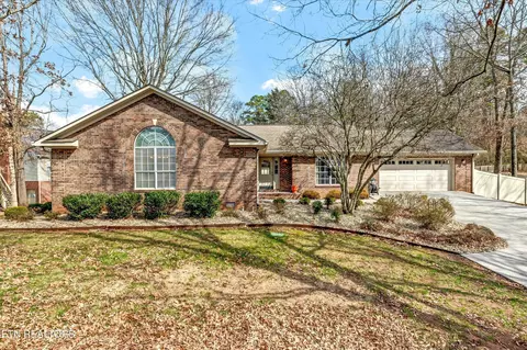 1617 Mimosa Dr, Louisville, TN 37777