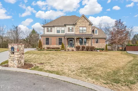 240 Spring Water Ln, Knoxville, TN 37934