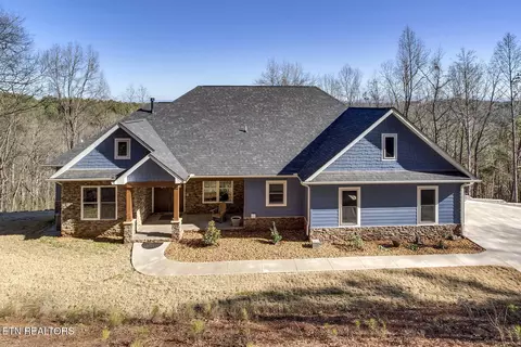 619 Wilderness Dr, Vonore, TN 37885