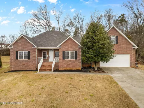 826 Reagan View Ln, Seymour, TN 37865