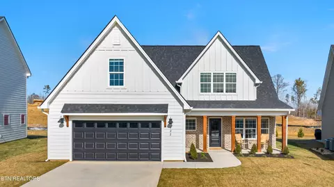 822 Berry Basket Dr, Knoxville, TN 37924