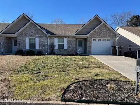 3377 Cummins Ln, Knoxville, TN 37921