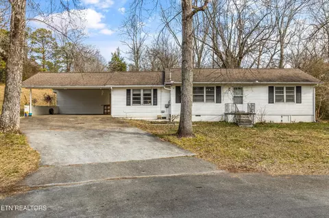 104 Sequoia Ln, Oak Ridge, TN 37830