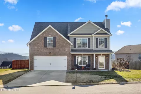 3012 Crosswinds Ln, Sevierville, TN 37876
