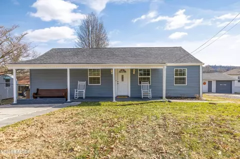 5106 NW Trescott Dr, Knoxville, TN 37921