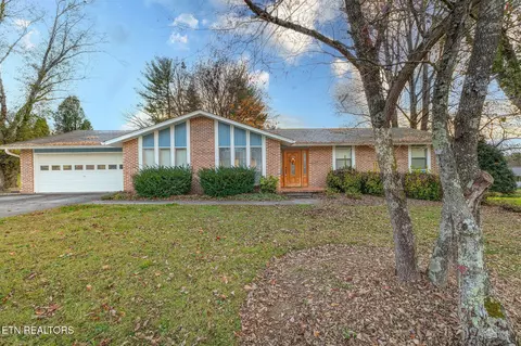 4123 Meadowlark Ln, Rockford, TN 37853