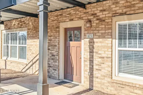 3825 Cherokee Woods Way #103, Knoxville, TN 37920