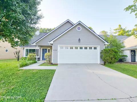 8334 Longcreek Ln, Knoxville, TN 37923