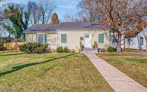 2427 Lawson Ave, Knoxville, TN 37917