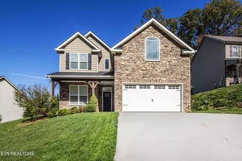 1246 Peake Ln, Knoxville, TN 37922