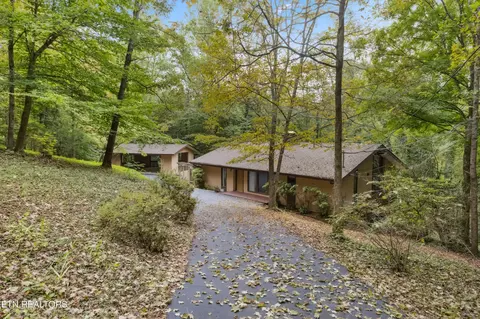 2520 SW Tall Pine Ln, Knoxville, TN 37920
