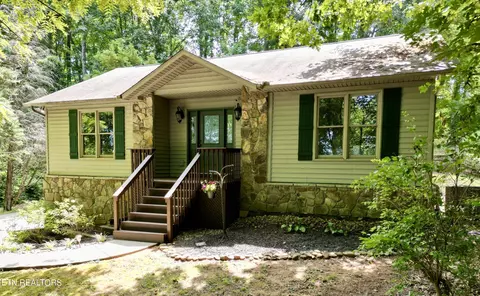 8540 Troutman Ln, Knoxville, TN 37931