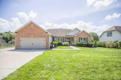 10008 Highgate Cir, Knoxville, TN 37931