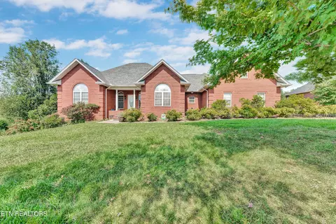 1552 Mint Meadows Dr, Maryville, TN 37803