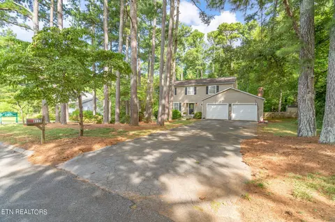 9125 Candlewood Dr, Knoxville, TN 37923
