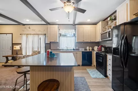 711 Gamble Dr, Heiskell, TN 37754 photo 6