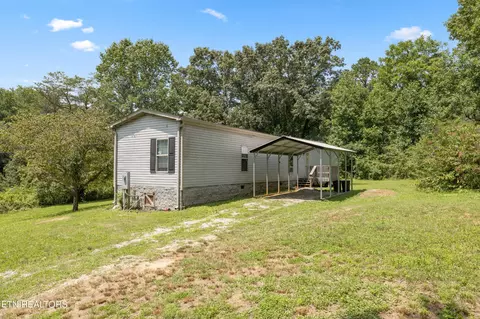 711 Gamble Dr, Heiskell, TN 37754