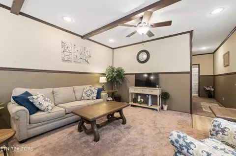 711 Gamble Dr, Heiskell, TN 37754 photo 2