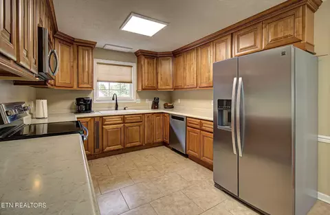 7600 Tree Bark Rd, Corryton, TN 37721 photo 2