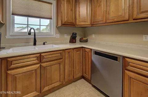 7600 Tree Bark Rd, Corryton, TN 37721 photo 5