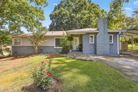2601 Magill Ave, Maryville, TN 37804