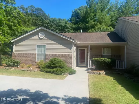 9900 Gate Post Way, Knoxville, TN 37931