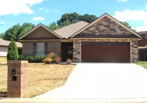 613 Conner Ln, Lenoir City, TN 37772