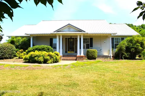 2000 Chestnut St, Sweetwater, TN 37874