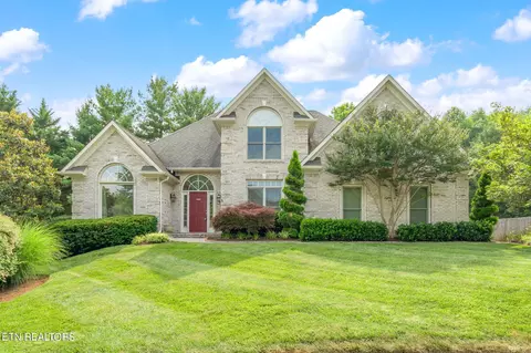 6727 Elkhart Ln, Knoxville, TN 37919
