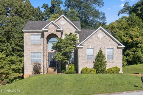 12761 Heathland Dr, Knoxville, TN 37934