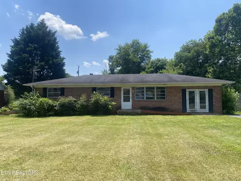 111 Thomas Dr, Maryville, TN 37804