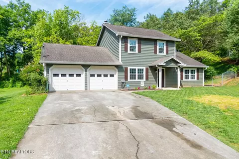 833 Wood Harbour Rd, Knoxville, TN 37934