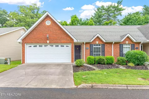 324 Silverhawk Way, Knoxville, TN 37923
