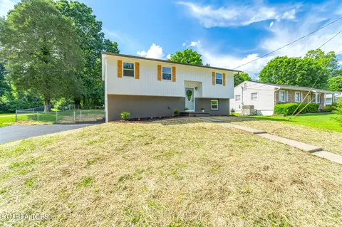 4822 Elm View Dr, Knoxville, TN 37921